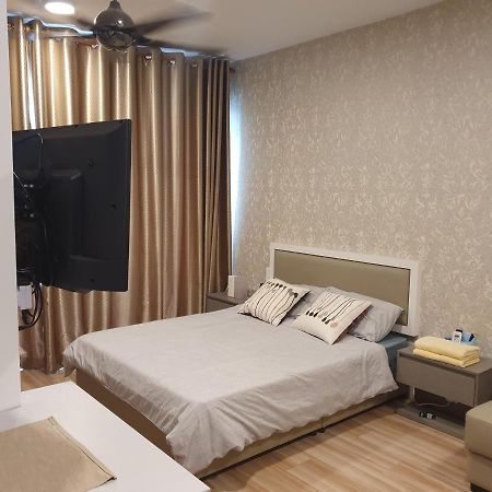 Апартаменти Mhb 30 Sulte Evo Soho Bandar Baru Bangi Free Netflix And Wifi Екстер'єр фото